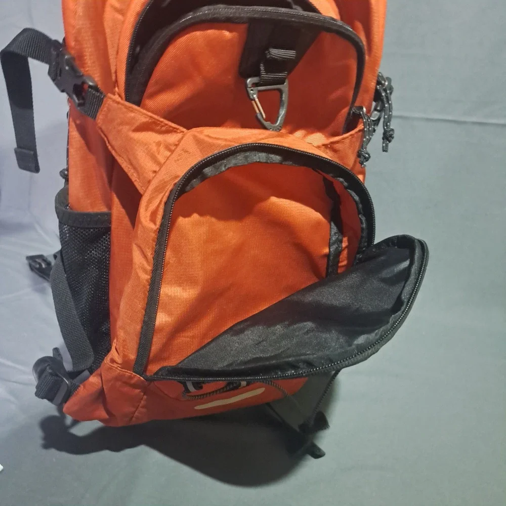 Everfun Red Hiking‎ Backpack Hydration Ready Outdoor Daypack Ripstop Mesh 18L